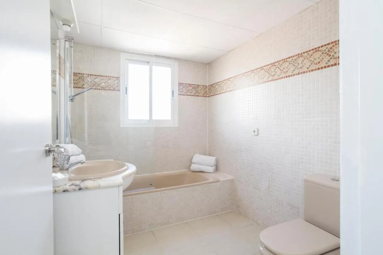 Priorat Apartments Salou 0*,